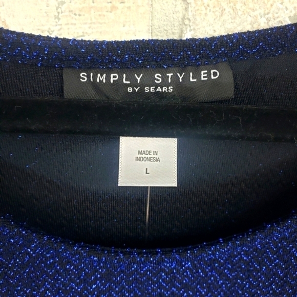 SIMPY STYLED Metallic Short Sleeve Blouse Blue Size L - Picture 7 of 10